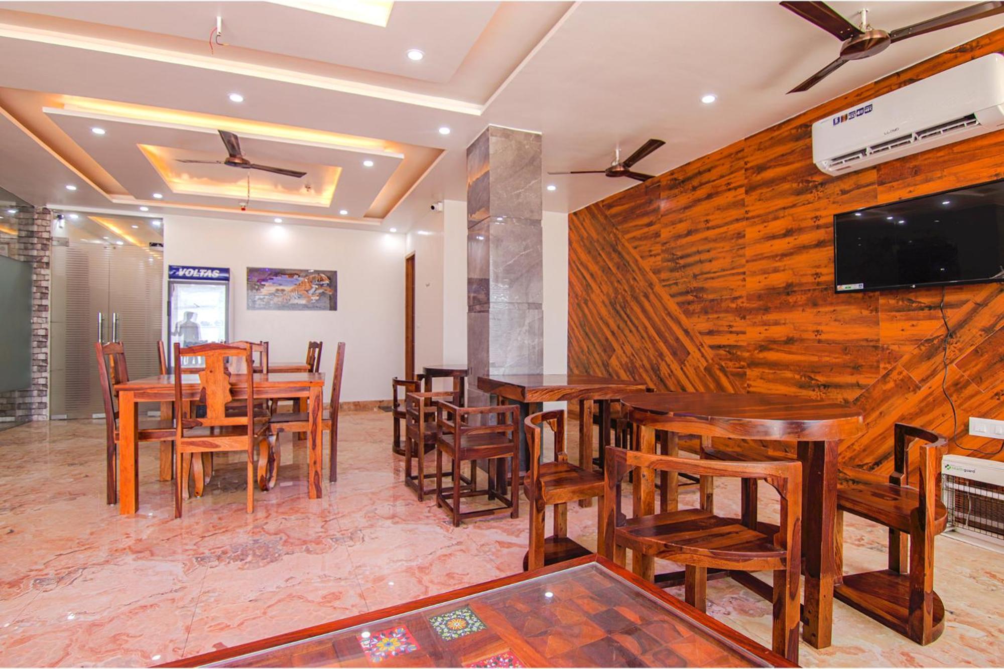 Fabhotel Meridian Inn Mohali Екстер'єр фото